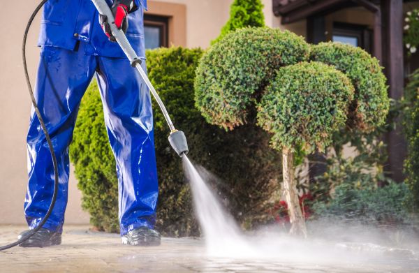 Driveway Cleaning in Crestview