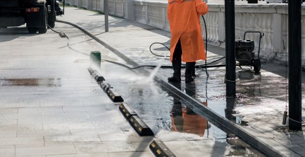 Cost of Parking Lot Pressure Washing in Crestview