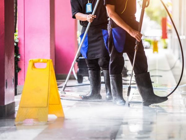 Cost of Commercial Power Washing in Crestview