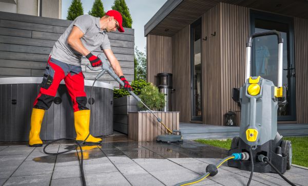 Concrete Patio Washing in Crestview
