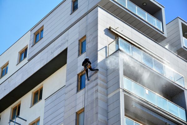 Condo Pressure Washing Service