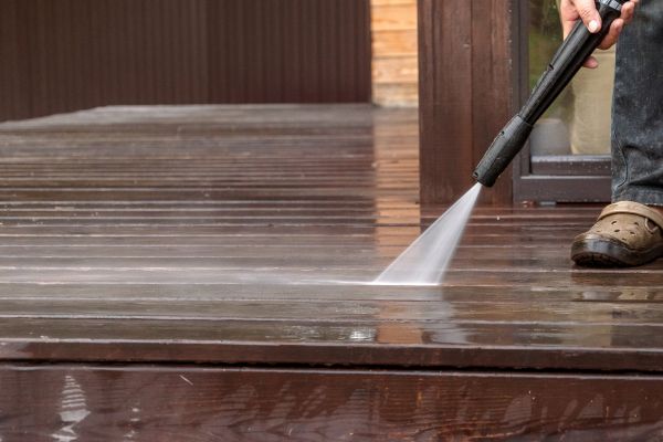 Balcony Pressure Washing in Crestview