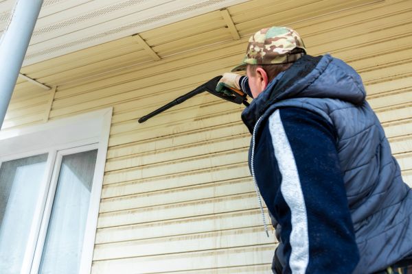 Cost of Vinyl Siding Pressure Cleaning in Crestview