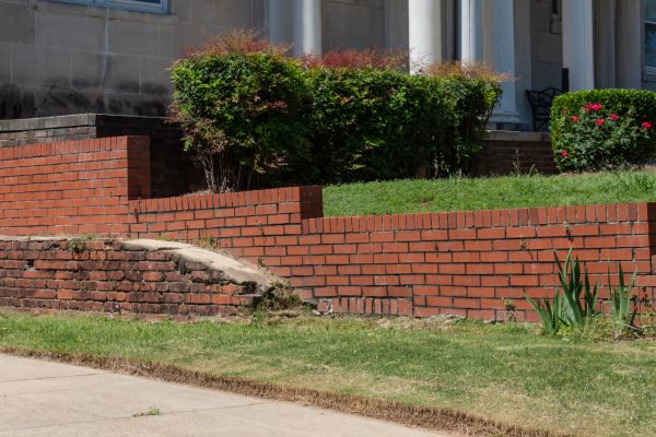 Cost of Retaining Wall Cleaning in Crestview